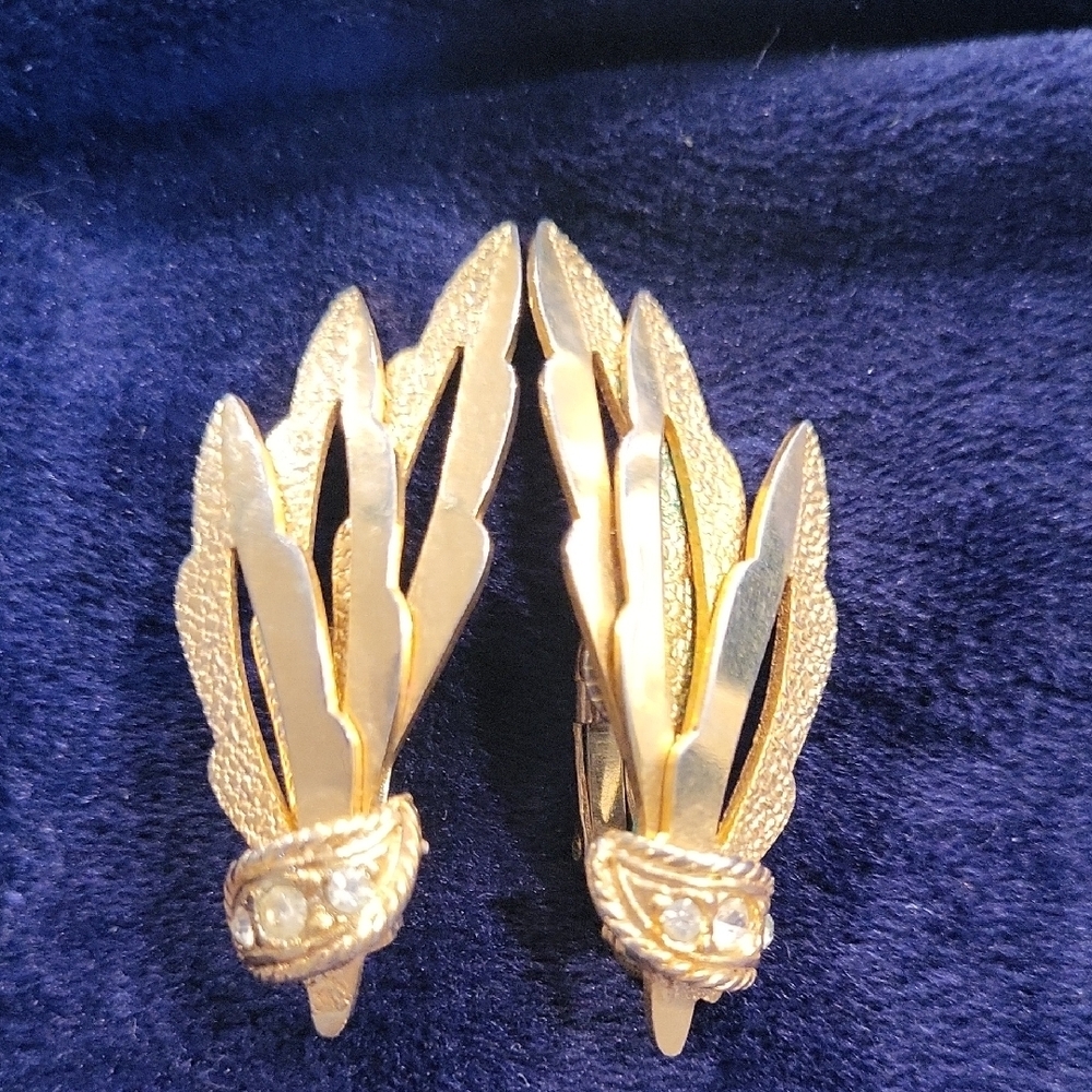 Emmons Vintage Glam Gold Leaf Clip-On Earrings